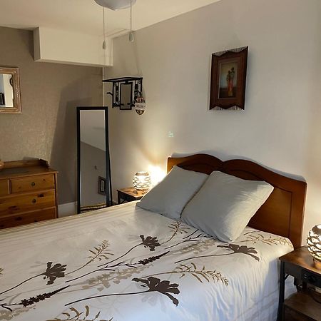 Les Agapanthes Bed and Breakfast Vaux-en-Beaujolais Buitenkant foto
